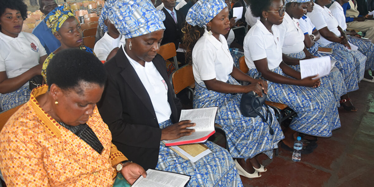 2010-ABS-OCT-Min_News-Article_5-Persevering_to_Translate_Gods_Word