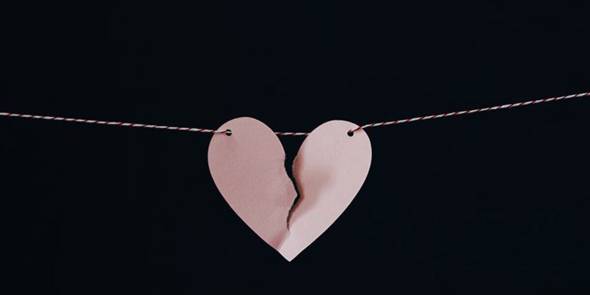 3 Versículos bíblicos para restaurar un corazón roto