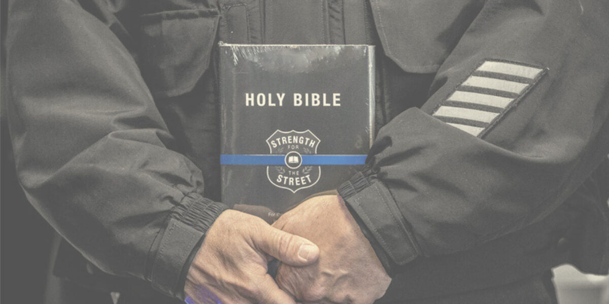answered-prayer-police-officers-engage-gods-word-American-Bible-Society-Prayer-Blog-Answered-Prayer-US-united-states-Armed-Forces