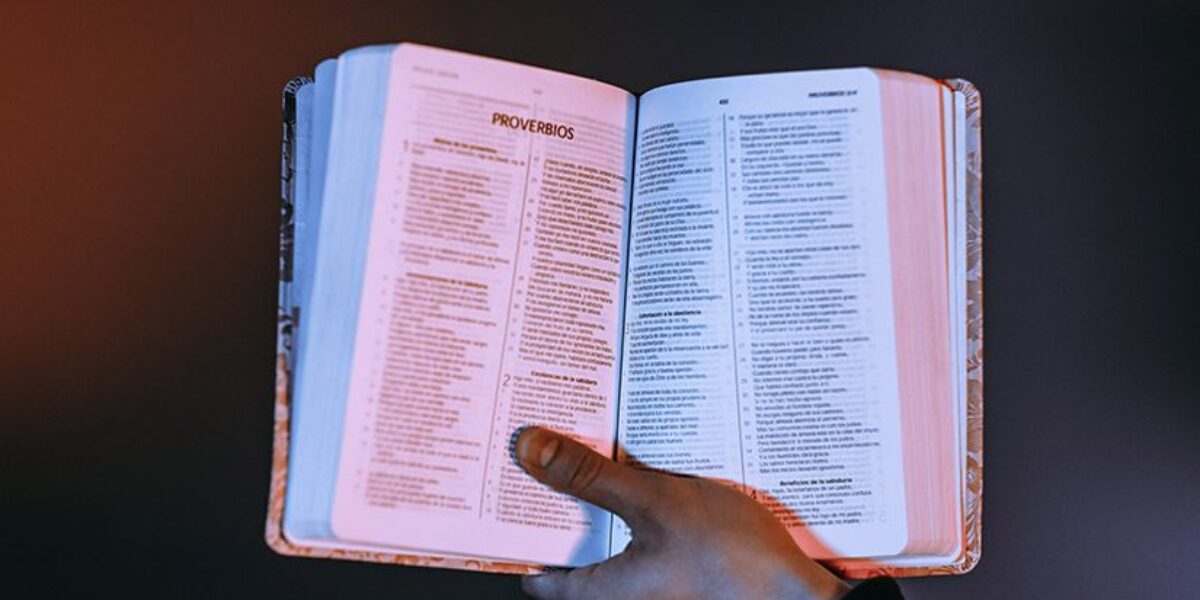 Dos formas de animar tu lectura de la Biblia