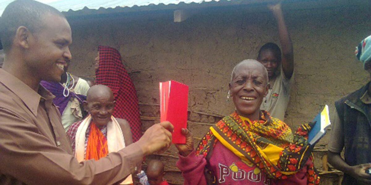 end-to-end-program-engages-new-believers-in-the-scriptures-american-bible-society-ghana-ministry-story