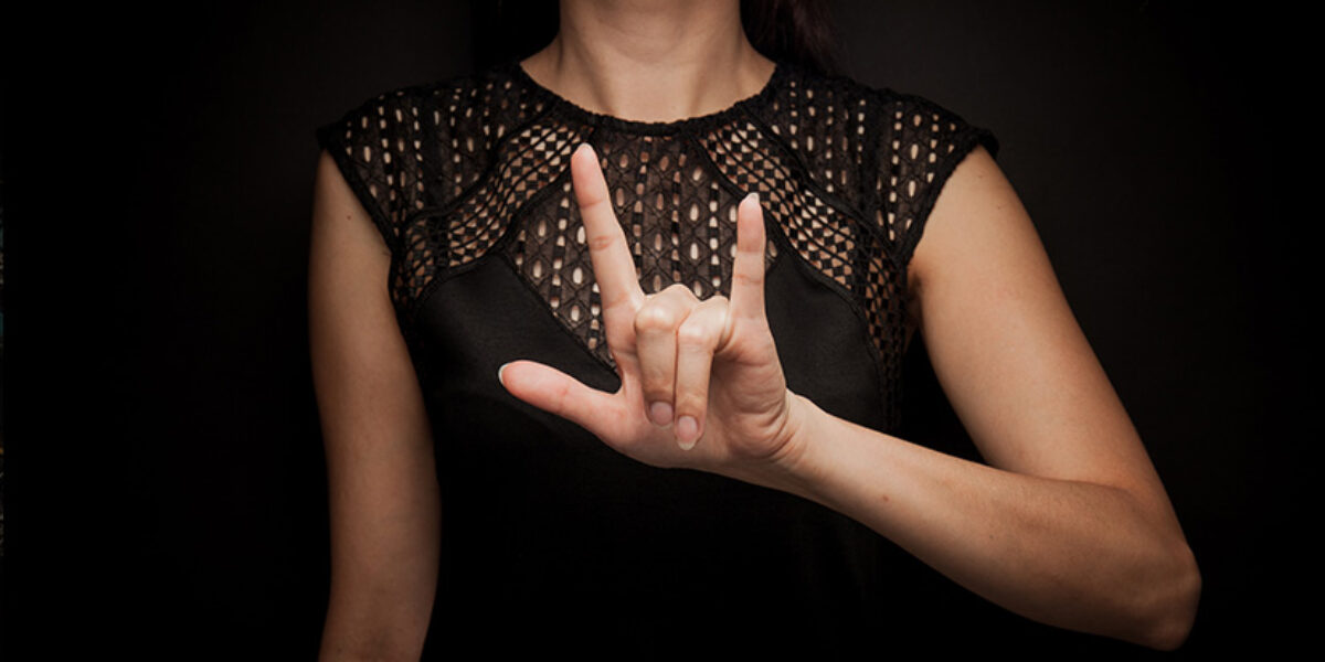 first-ever-sign-language-bible-almost-complete-american-bible-society-prayer-blog