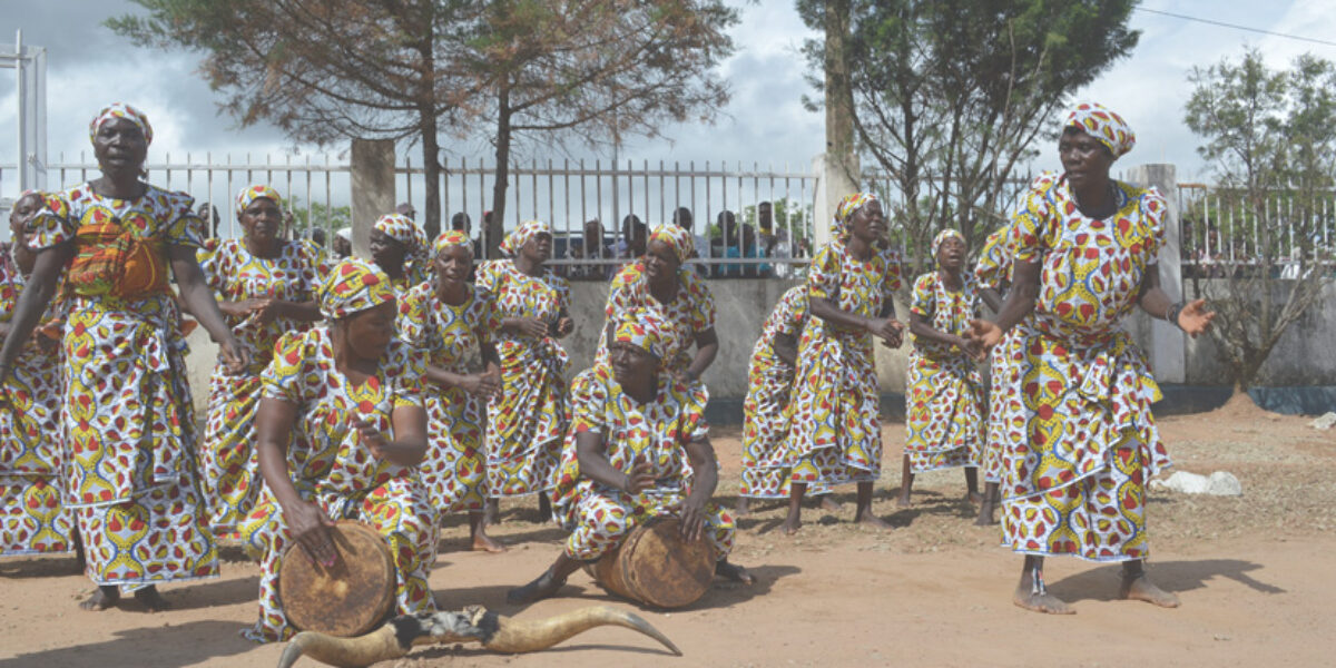 god-answers-prayer-by-providing-new-testaments-to-the-umbundu-people-of-ang-prayer