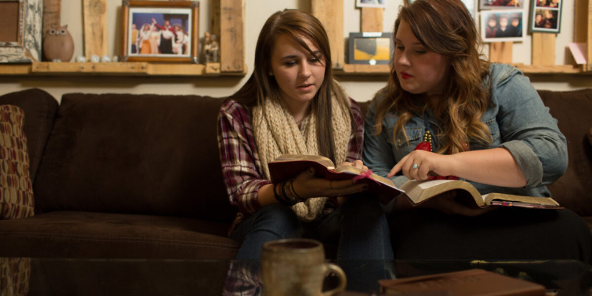 how-to-multiply-your-small-group-to-make-room-for-growth-american-bible-society-leadership-engagement-blog