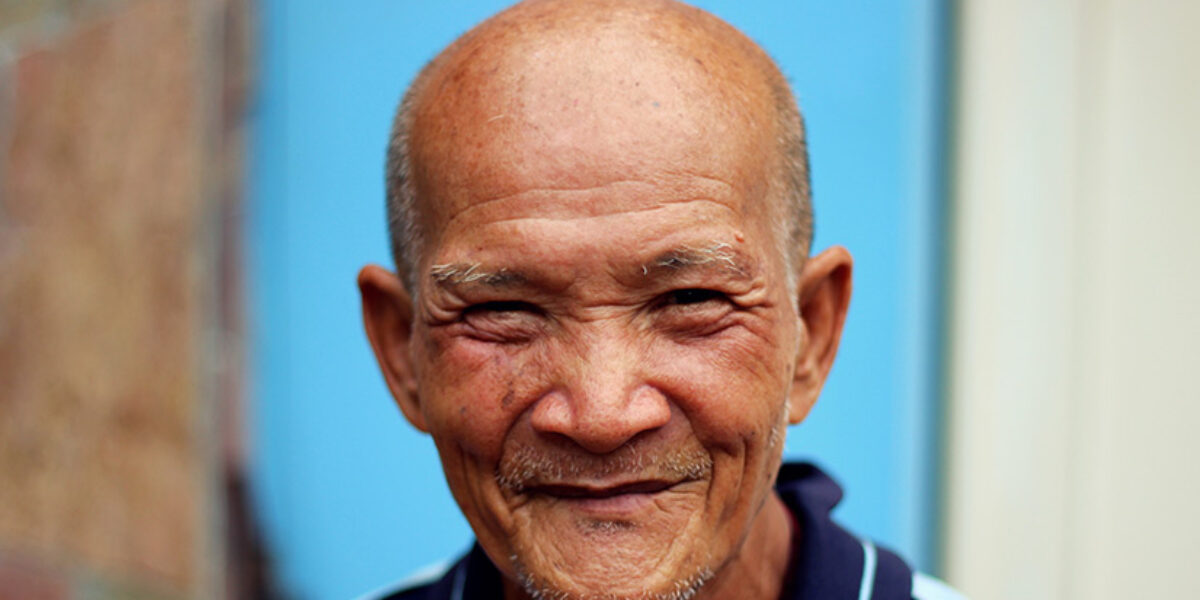 how-to-pray-for-victims-of-trauma-in-thailand-american-bible-society-prayer-blog