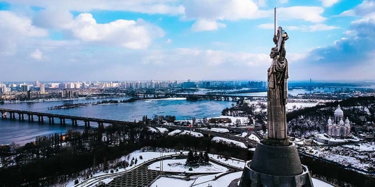 in-the-shadow-of-war-ukrainians-find-peace-american-bible-society-prayer-blog