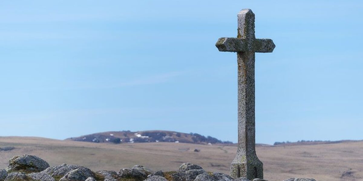La cruz en la que Jesús y nuestro viejo yo murieron