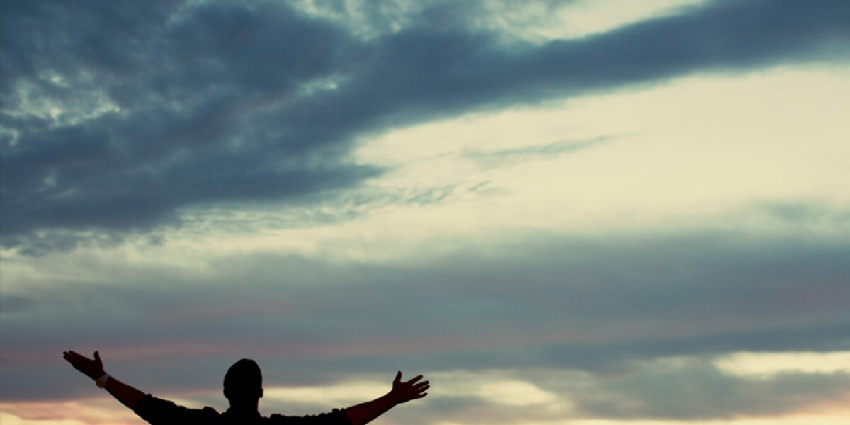 lekhas-husband-transformed-by-gods-word-American-Bible-Society-international-ministry-story-oman