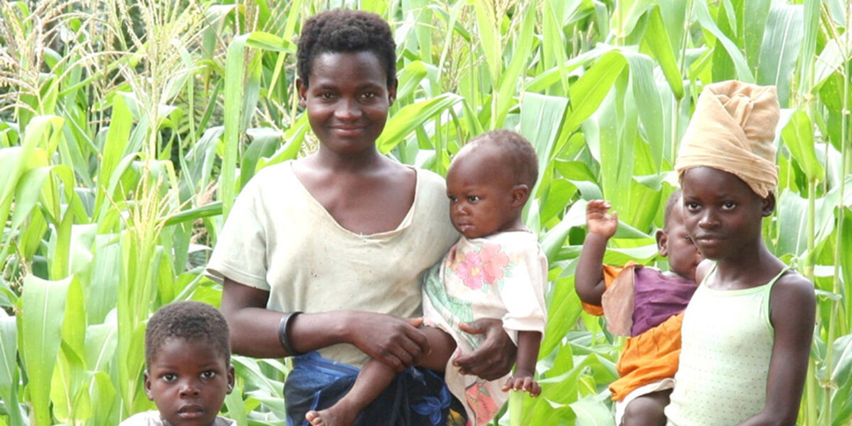 The Digital Bible Library helps Lambya speakers in Malawi access God’s Word faster than ever. Photo credits: United Bible Societies courtesy of Francois Sieberhagen.