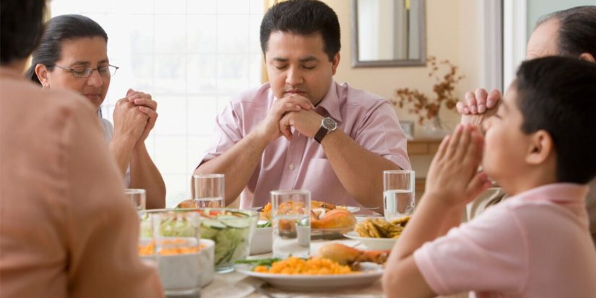 Males que acechan a la familia