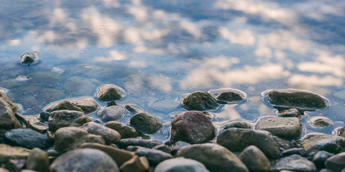 meeting-jesus-on-the-rivers-edge-american-bible-society-prayer-blog