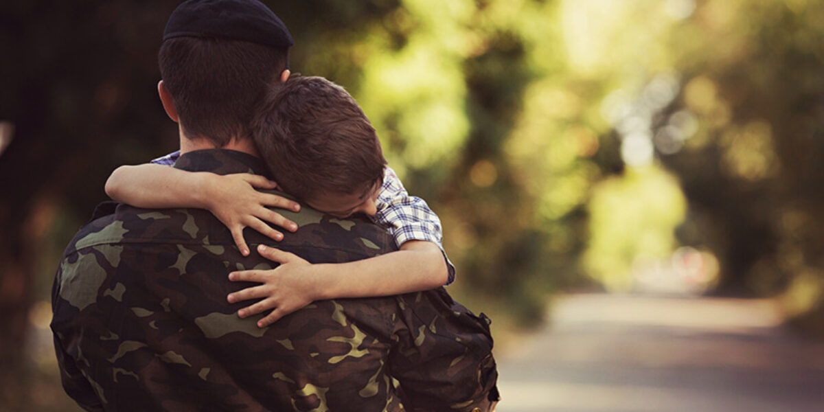 pray-for-americas-heroes-this-veterans-day-post-traumatic-stress-disorder-ptsd-psalm-46-american-bible-society-military-news-corporate-blog