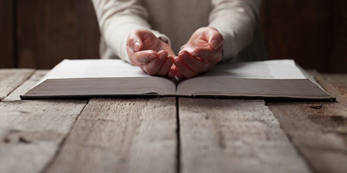 praying-through-scripture